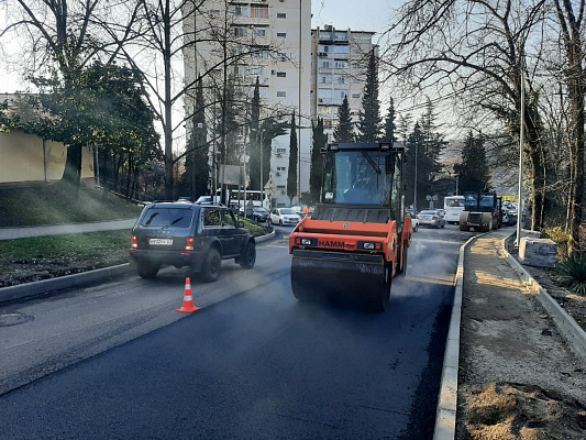 В Сочи ремонтируют 16 улиц в рамках нацпроекта