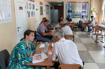 Специалисты мобильной приемной главы Сочи ответили на вопросы жителей аула Хаджико