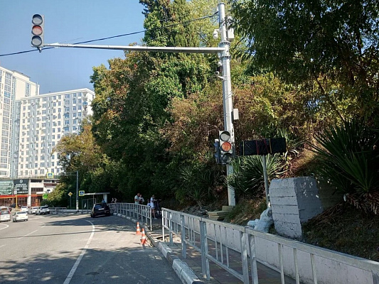 В Сочи устанавливают адаптивные светофоры на наиболее оживленных улицах города