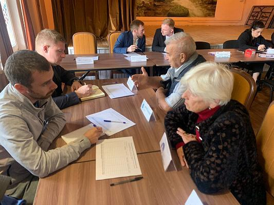 Специалисты мобильной приемной главы Сочи ответили на вопросы жителей села Детляжка
