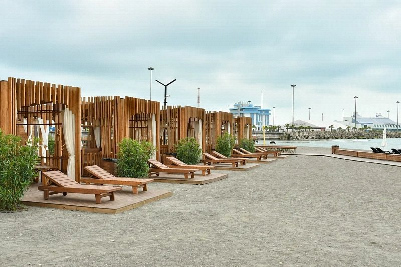 В Год архитектуры в Сочи продолжается третий этап реконструкции набережной пляжа «Ривьера»