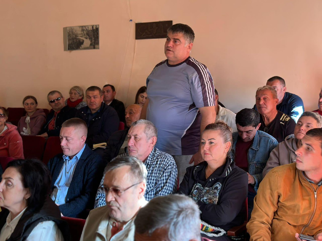 Сход граждан прошел в Лазаревском районе Сочи