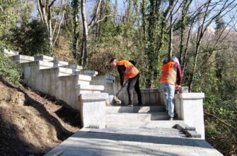 Продолжается благоустройство «Тропы здоровья» в микрорайоне Мацеста