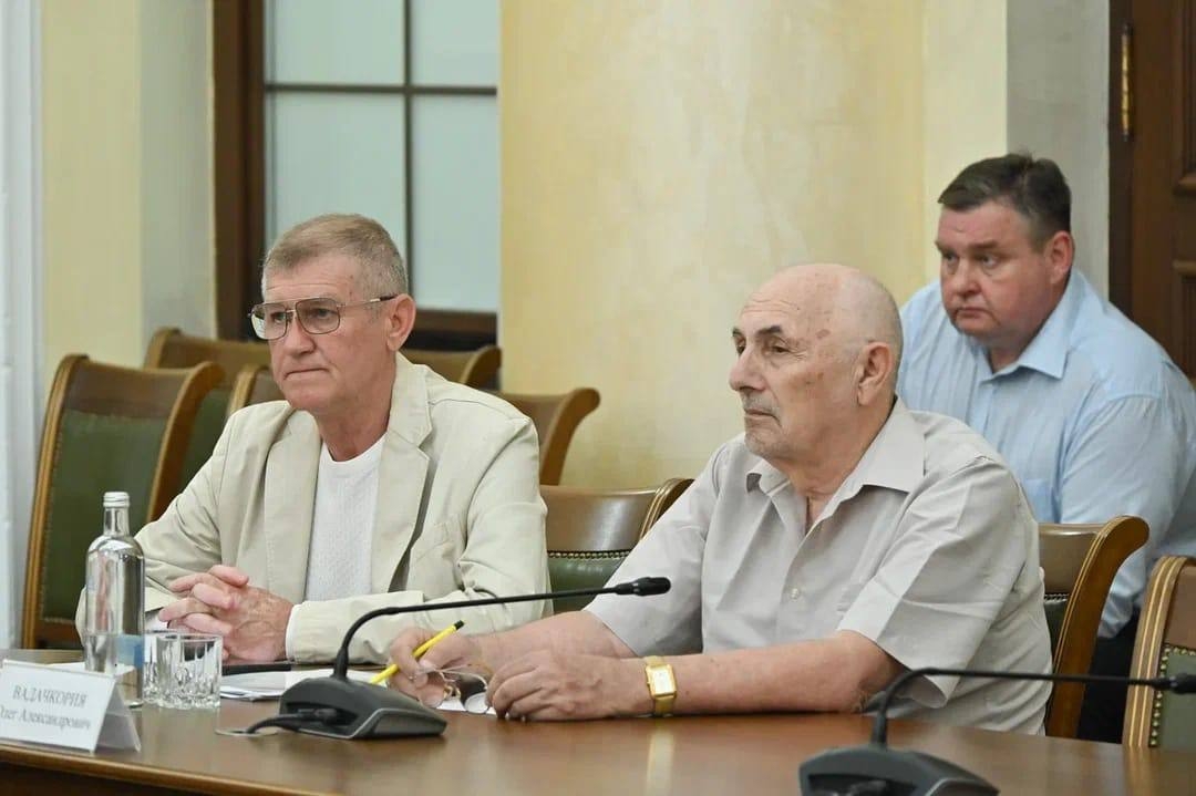 Члены Градостроительного совета приняли участие в совещании по опасным геологическим процессам